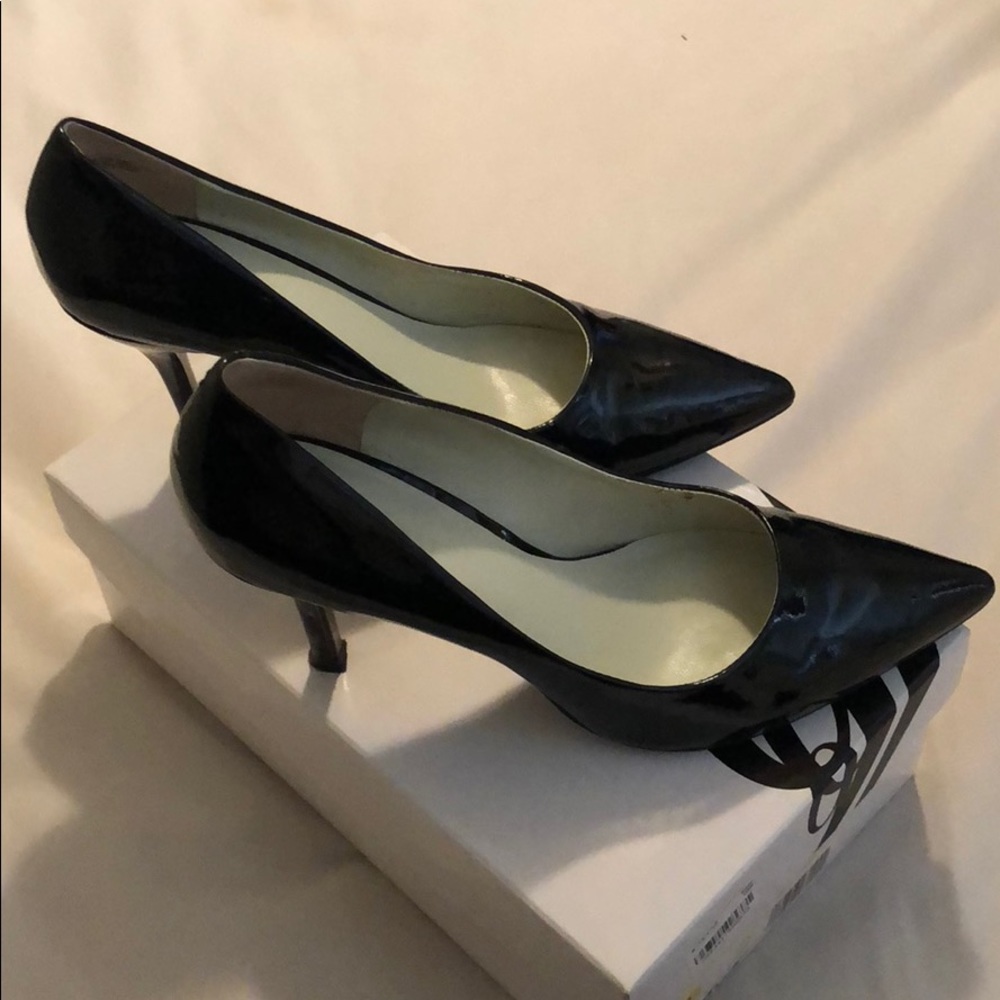 Nine West patent leather heels, 7M.